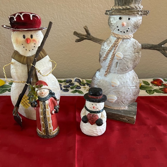 Christmas Snowmen Grouping - Picture 1 of 14